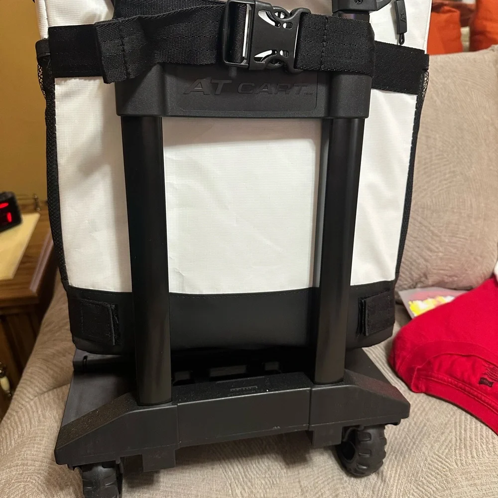 Grand Design Titan Deep Freeze Cooler - Picture 2 of 4